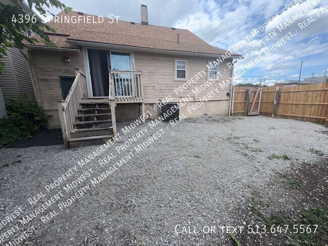 Building Photo - 4396 Springfield St
