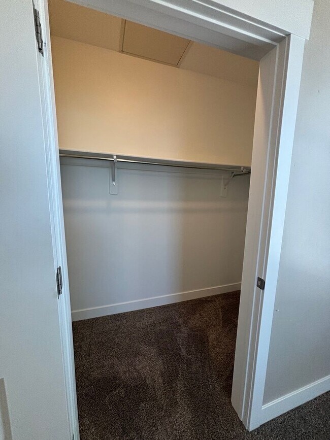 Building Photo - 3 Bedroom 2 Bathroom Condo in Heber