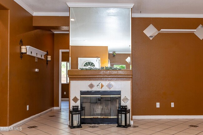 Building Photo - 43963 Glenraven Rd