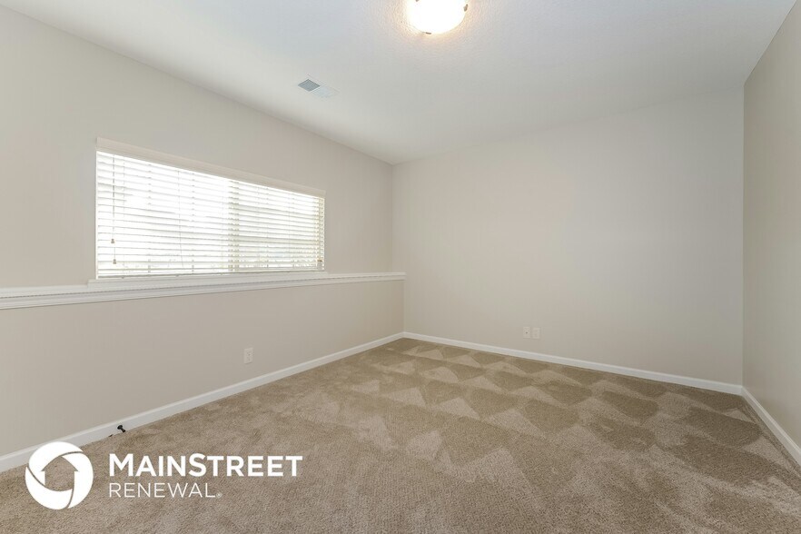 Building Photo - 407 Golfview Dr