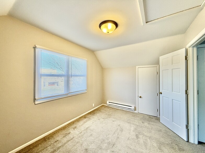 Building Photo - 1310 Copeland Ave