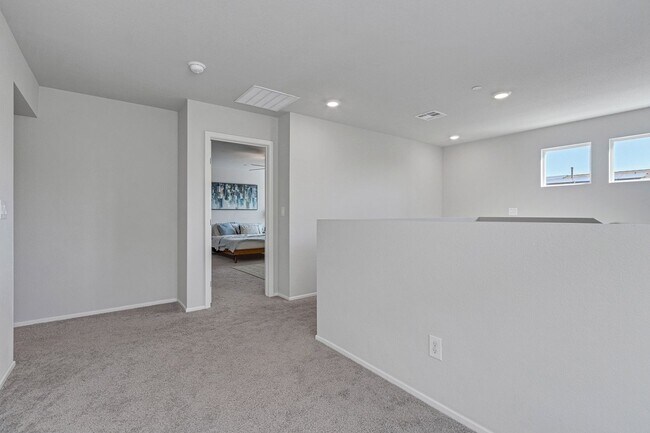 Building Photo - GORGEOUS TOWNHOME BUILT IN 2020 LOCATED IN A GATED COMMUNITY!