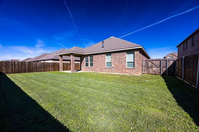 Building Photo - 4037 Woodford Dr