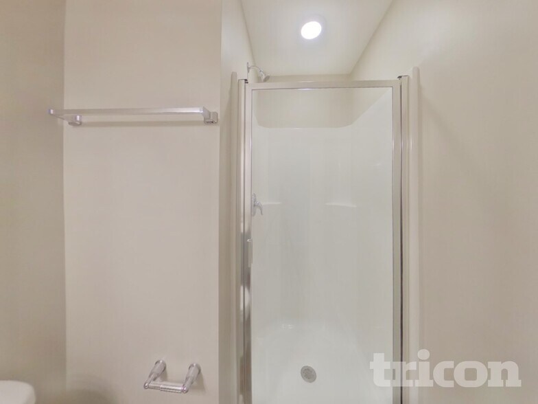 Building Photo - 214 Pilcher Dr