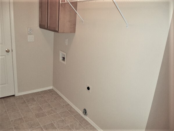 Building Photo - 868 Red Fern Dr