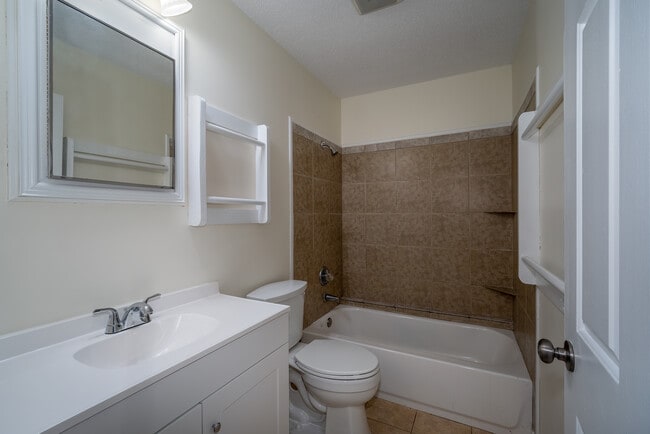 Building Photo - 72 Greenville Hwy