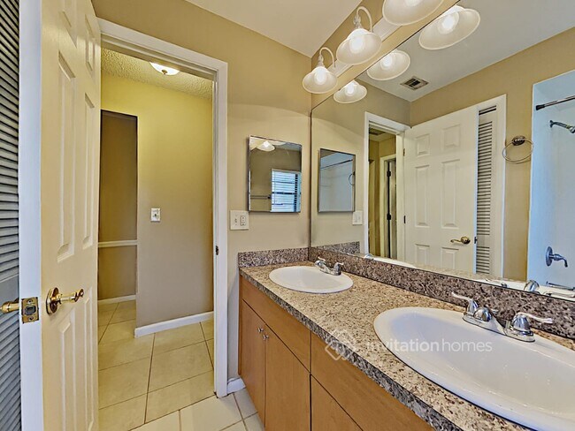 Building Photo - 2846 Pheasant Run