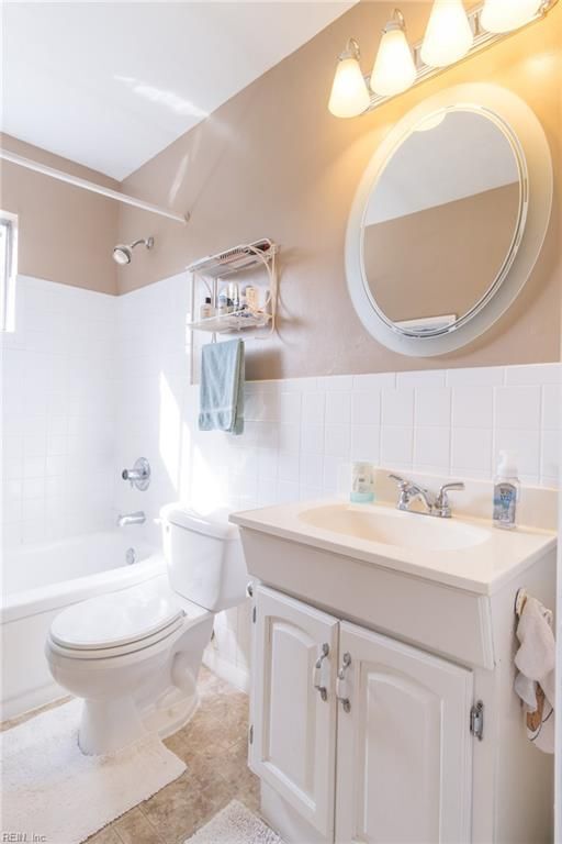 Building Photo - 301 Pepper Mill Ct