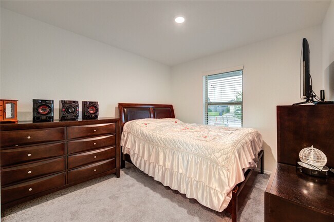 Building Photo - 3110-3110 Spanish Oak Ln