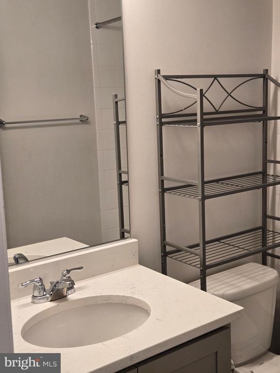 Building Photo - 193 Drexel Ct