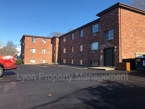 Building Photo - 1000 Willett Ave