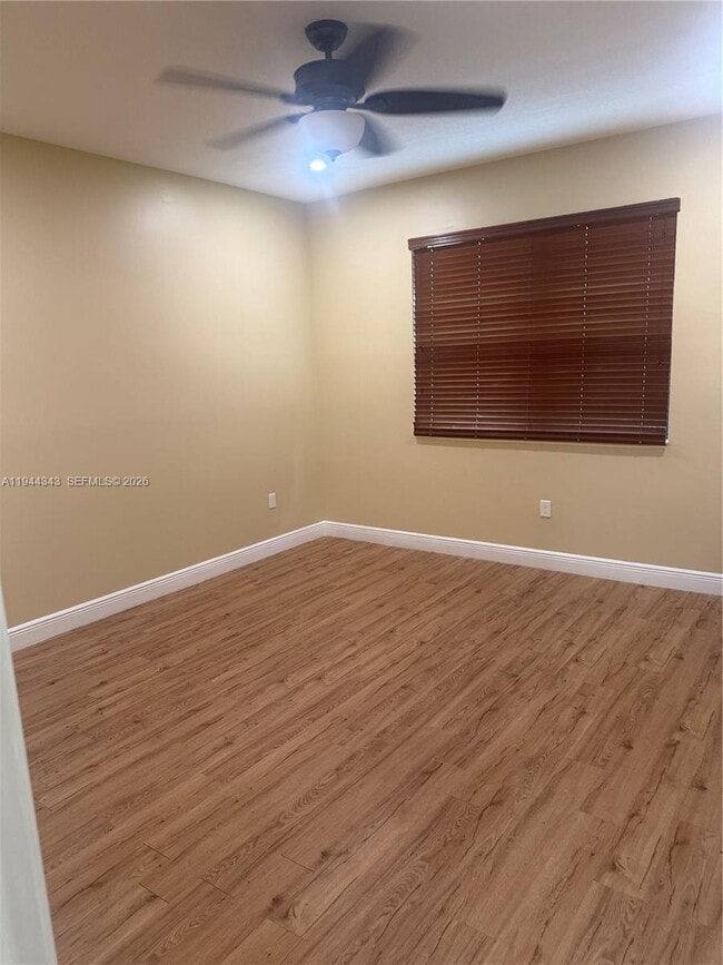 Building Photo - 9044 SW 39th St