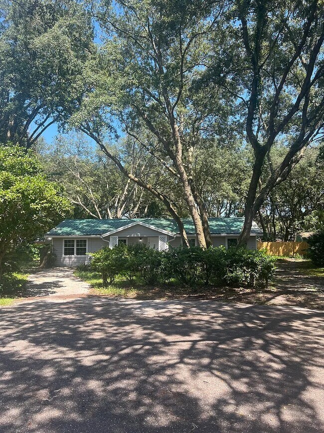 Building Photo - 2146 Golden Isle Ct