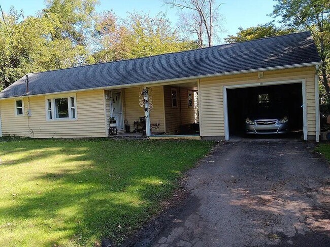 Primary Photo - 110 Brigham Ln