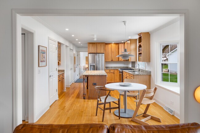 Building Photo - 1441 Calcutta Ln