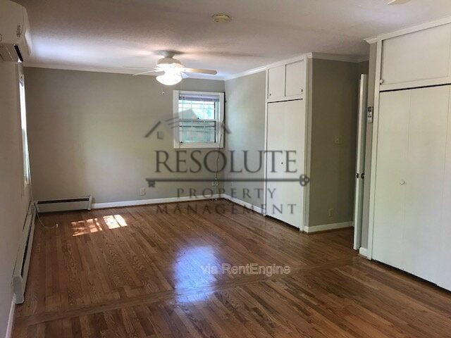 Building Photo - 6612 Pleasant Pines Dr