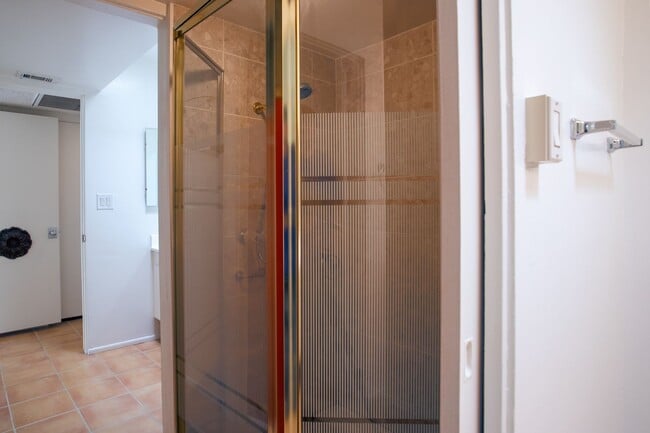 Building Photo - Mid-Century in Rancho Mirage!