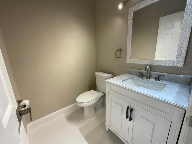Building Photo - 13668 Crystal River Dr