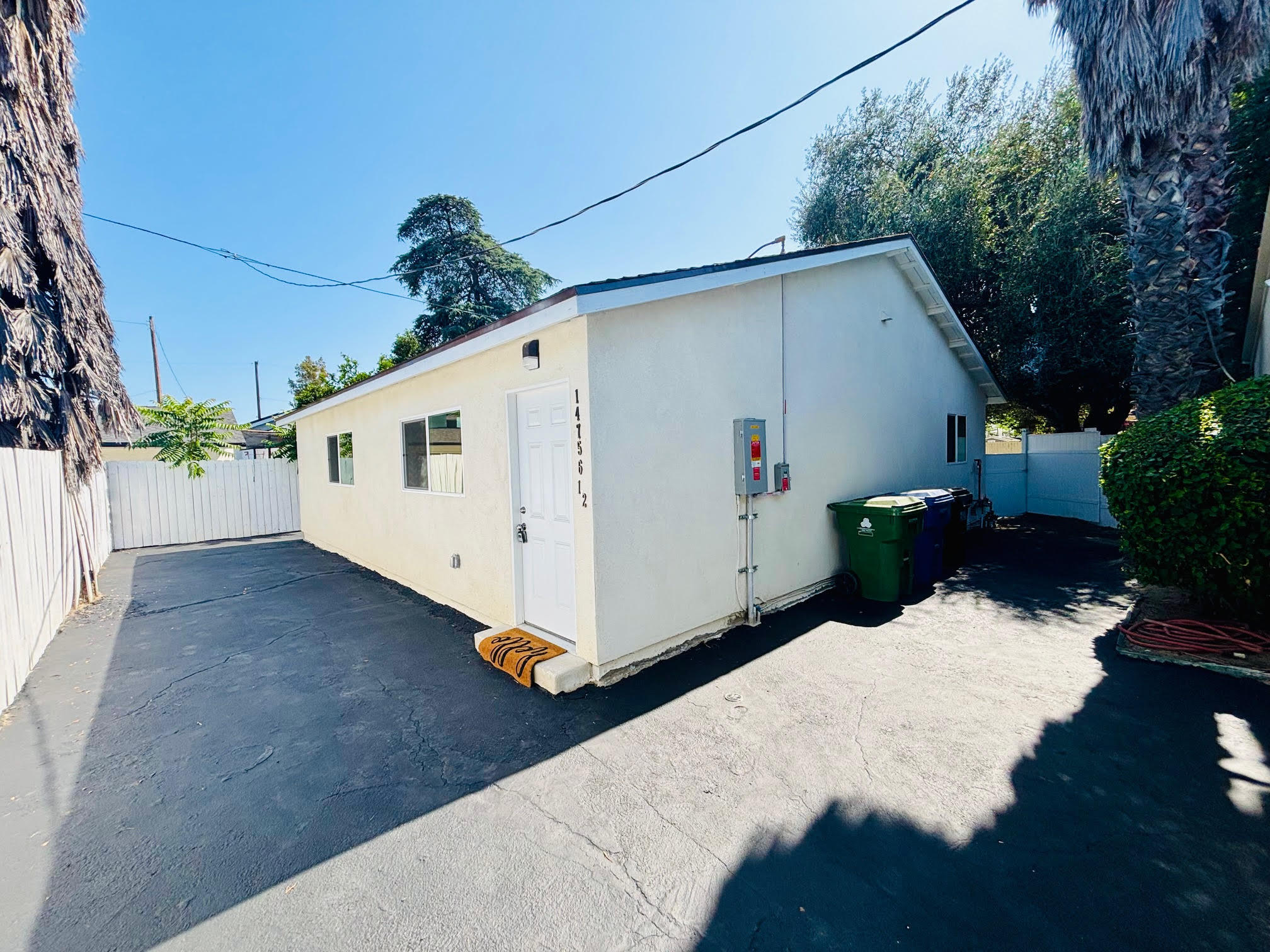 Building Photo - 14758 Lemay St