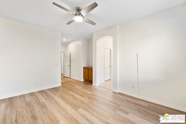 Building Photo - 82011 Deniro Ct