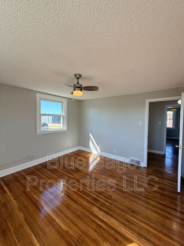 Building Photo - 66 Folcroft Ave
