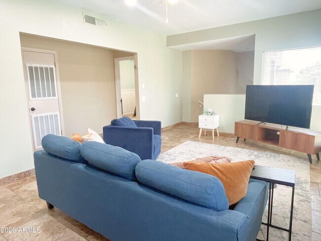 Building Photo - 101 N 7th St