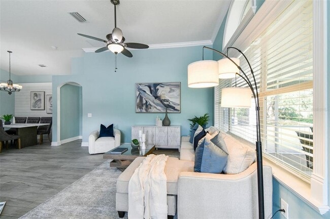 Building Photo - 13401 Fawn Springs Dr