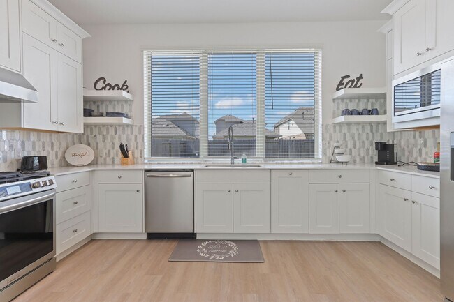 Building Photo - 15023 Marston Grv Dr