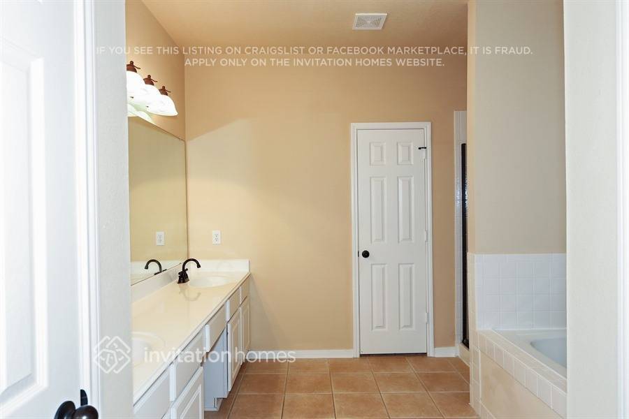 Building Photo - 17115 Deaton Mill Dr