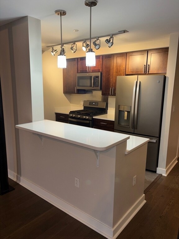 Building Photo - 130 John St