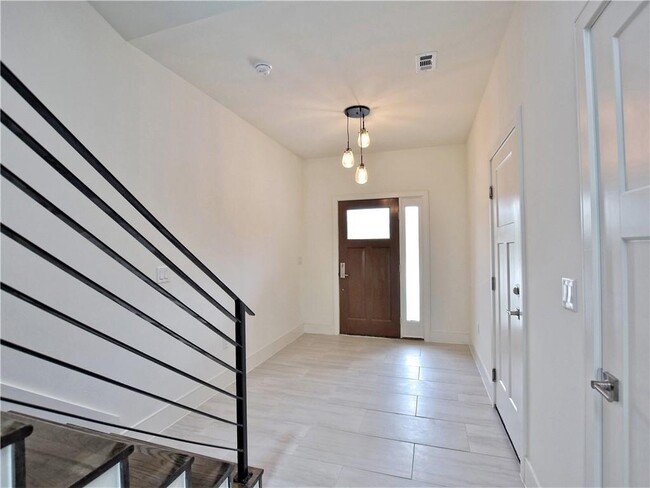 Building Photo - 202 Conservation Dr