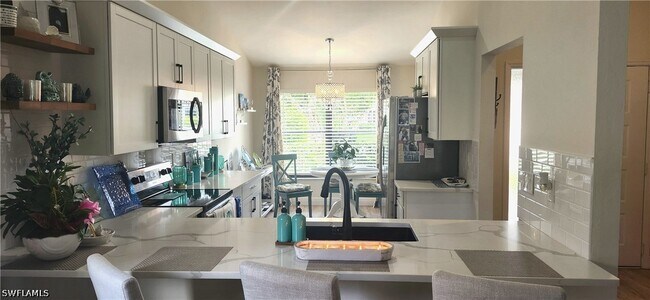 Building Photo - 425 Fox Den Cir
