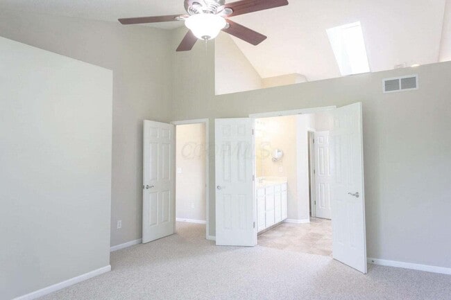 Building Photo - 7492 Fairfield Lakes Dr