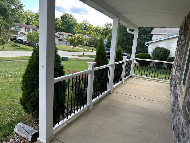 Building Photo - 3 Bedroom Stone Facade Colonial with 2 Car Attached Garage  in Strongsville