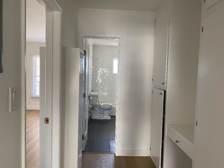 Building Photo - 222-228 Idaho Ave