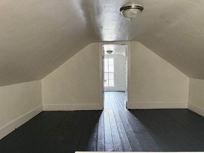 Building Photo - 516 Navarre St