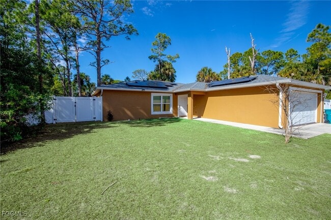 Building Photo - 8105 Rolling Ct