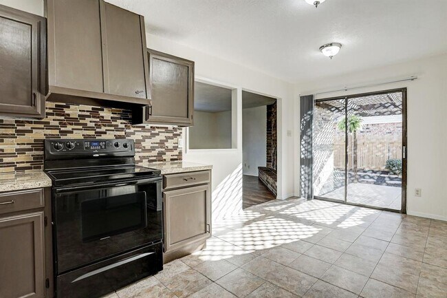 Building Photo - 24115 Anchor Ranch Dr