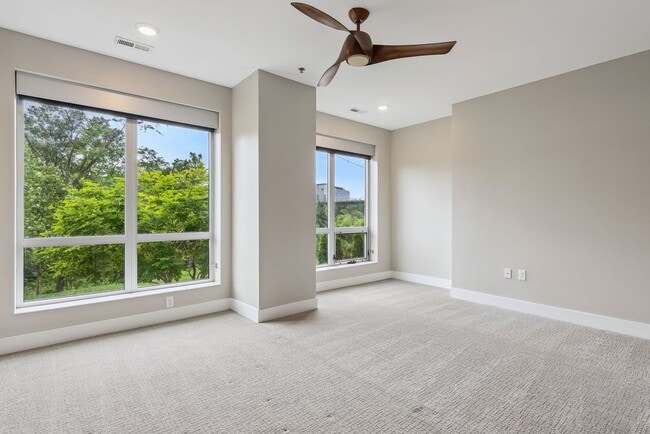 Building Photo - Luxury Condo in Dublin's Coveted Bridge Pa...