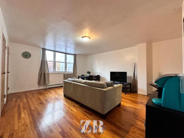 Building Photo - 2 bedroom in BROOKLYN NY 11226