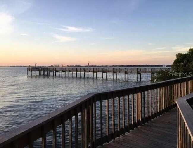 Building Photo - 4830 Osprey Dr S