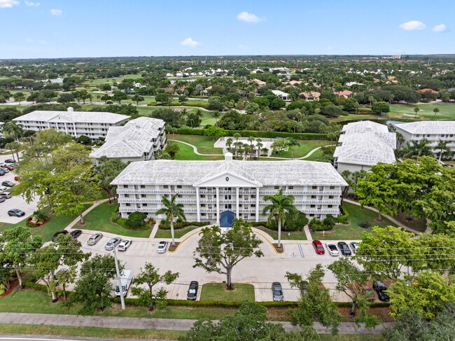 Building Photo - 2621 Village Blvd