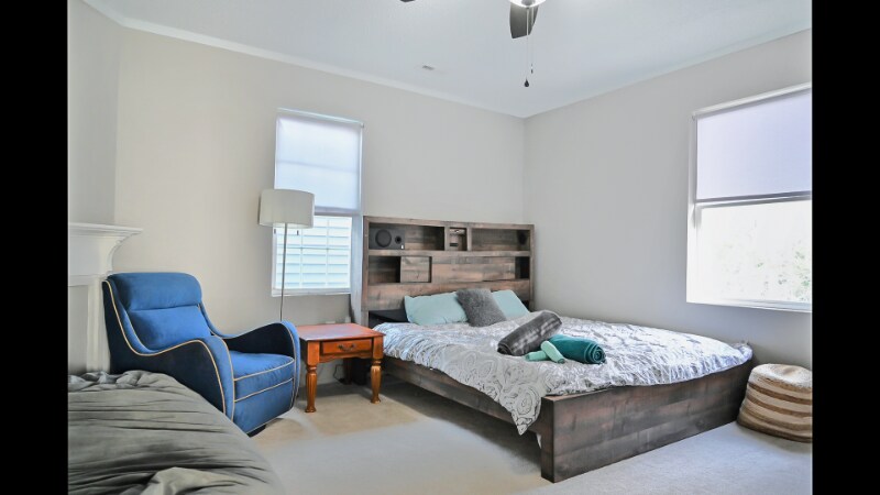 Building Photo - 511 Blades Ave