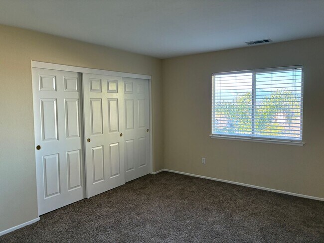 Building Photo - Stunning 4-bedroom hilltop residence nestled in the desirable upper Corona