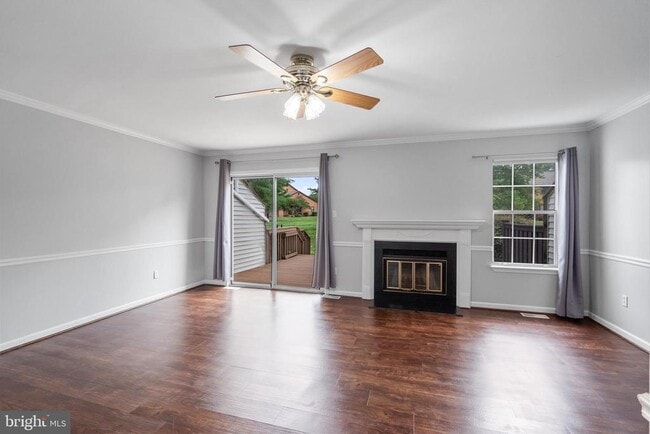 Building Photo - 73 Crickhollow Ct