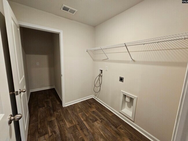 Building Photo - 3705 Stallion Dr