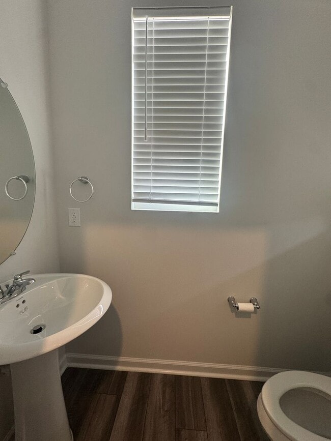 Building Photo - Beautiful & Spacious Home for Rent