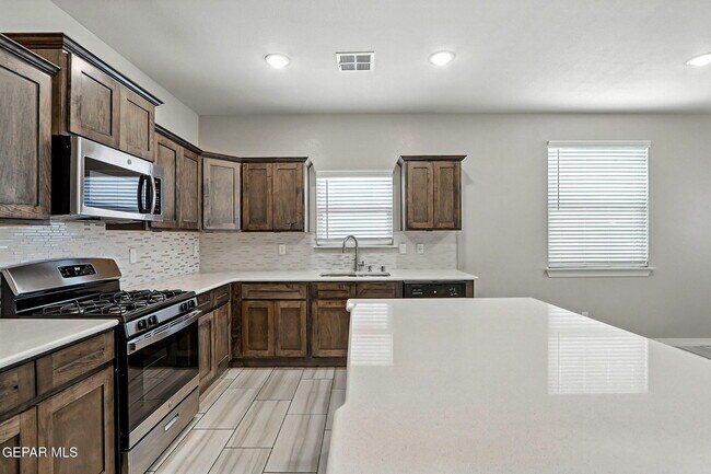 Building Photo - 3964 Desert Nomad Dr