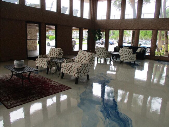 Building Photo - 9370 SW 8th St