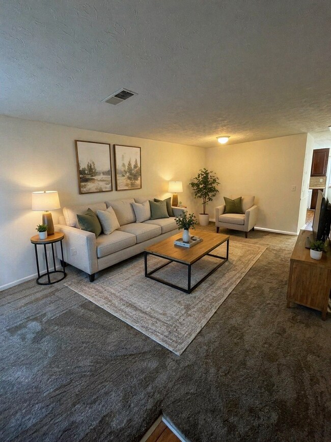 Building Photo - 8836-8836 W Hills Ct